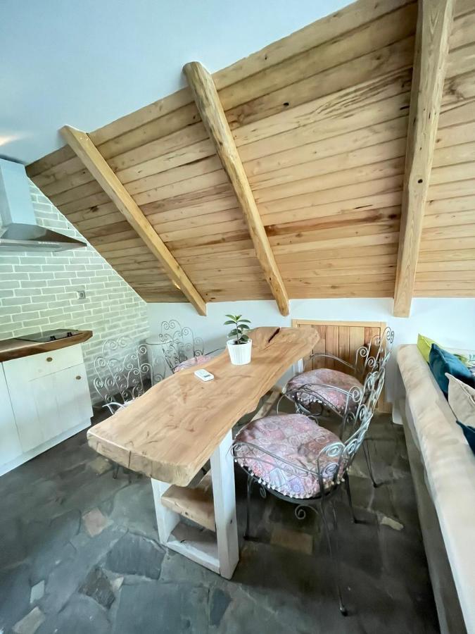 Unique Wooden Villa With Pool Олимпия Екстериор снимка